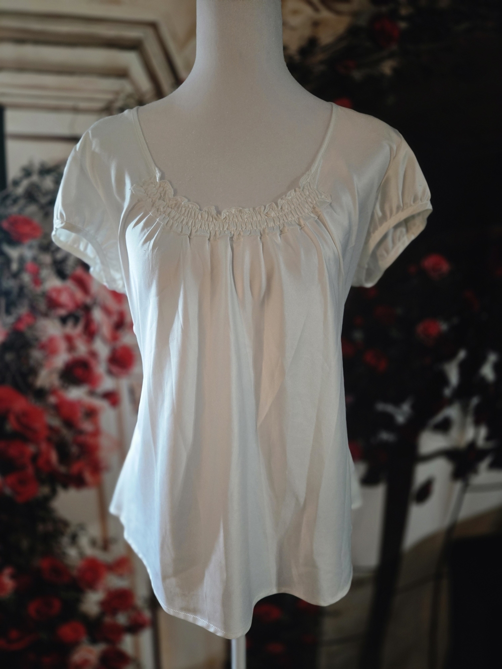 Allison Taylor Cream Scoop-Neck Short Sleeve Top